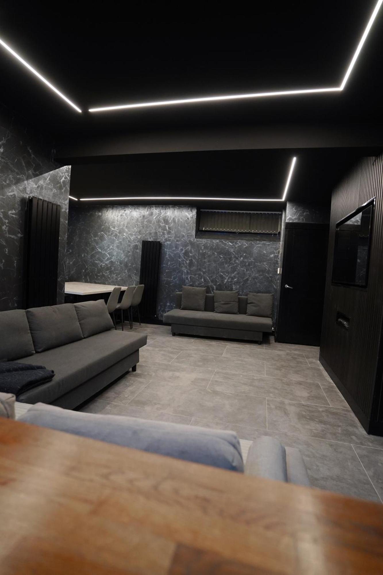 Nero Suite Sleeps Fourteen Manchester Esterno foto